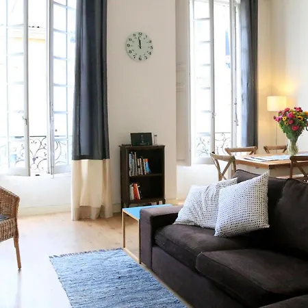 Key To - Fairytale View, 2 Bd + Elevator Appartement