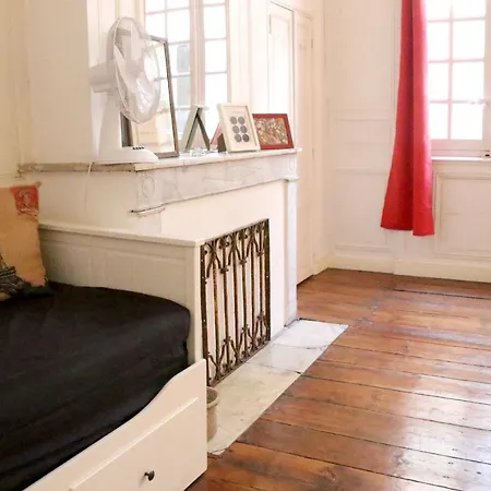 아파트 Key To - Fairytale View, 2 Bd + Elevator *